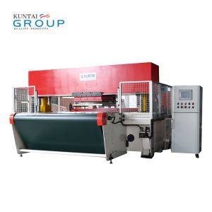 Convoyeur courroie voyager tête meurent Machine de presse de découpage